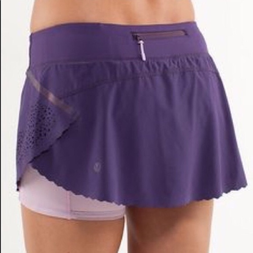 ❌SOLD❌ Lululemon tennis skirt Run: A Marathon